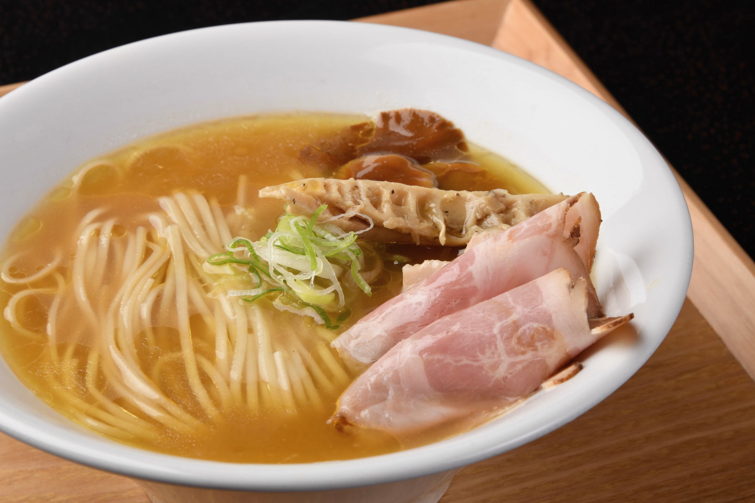 155 稲庭中華そば秋田本店 農家のパーティ ネットワーク